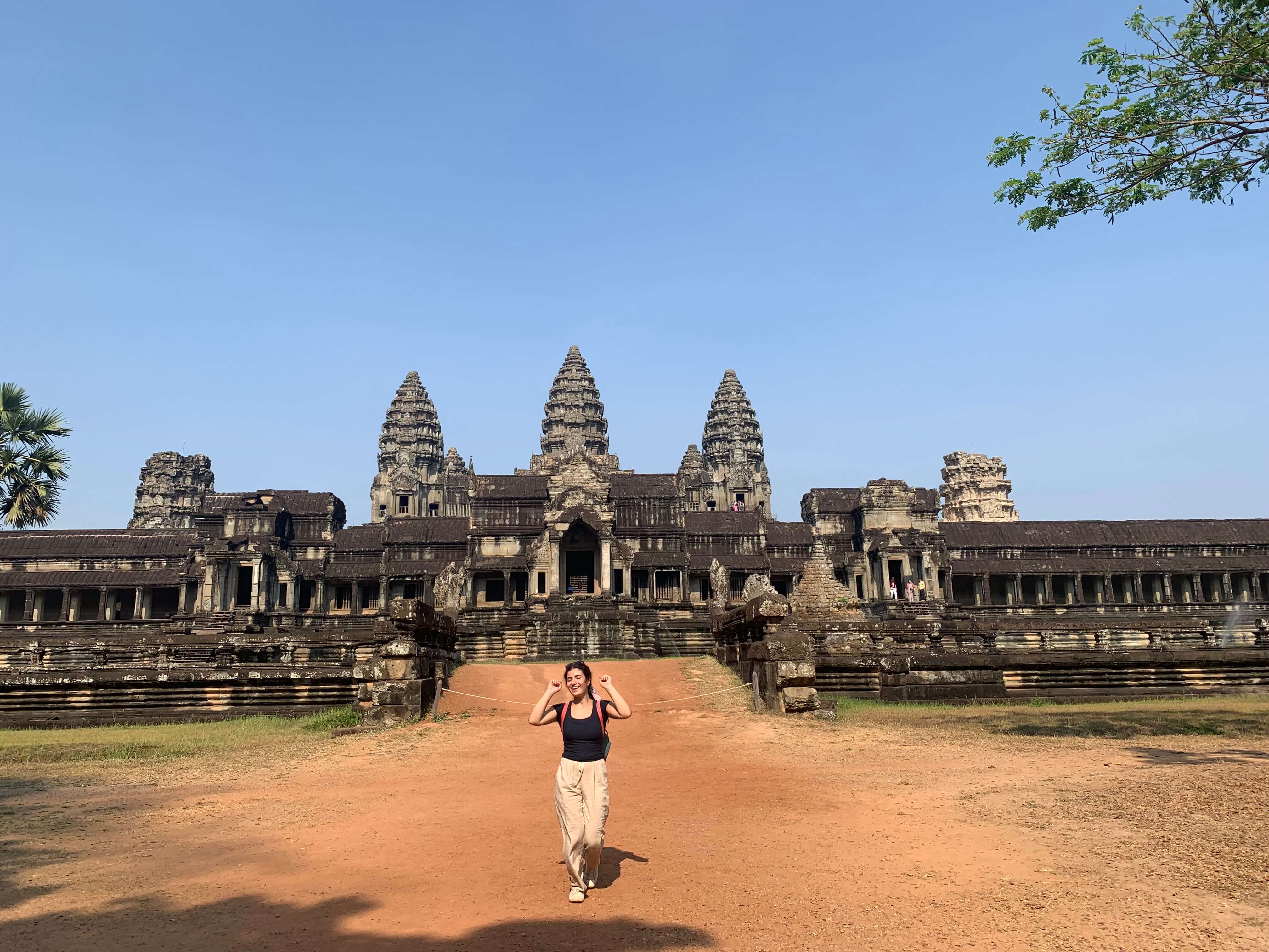 Isabella Rizzo in front of Angkor Wat