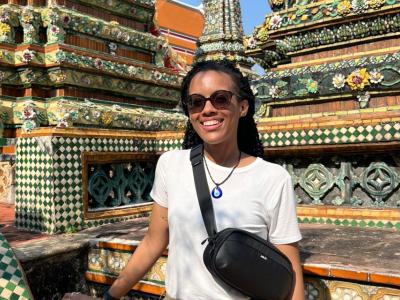 Alura Winfrey in Thailand