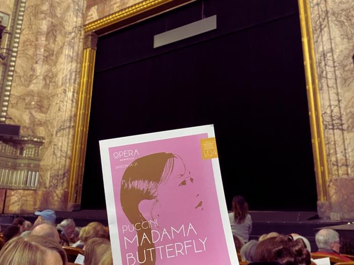 student watching the Puccini’s Madame Butterfly at the Marseille Opera House